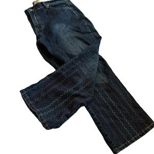 Women’s Jean Capris with Embroidery Size 9